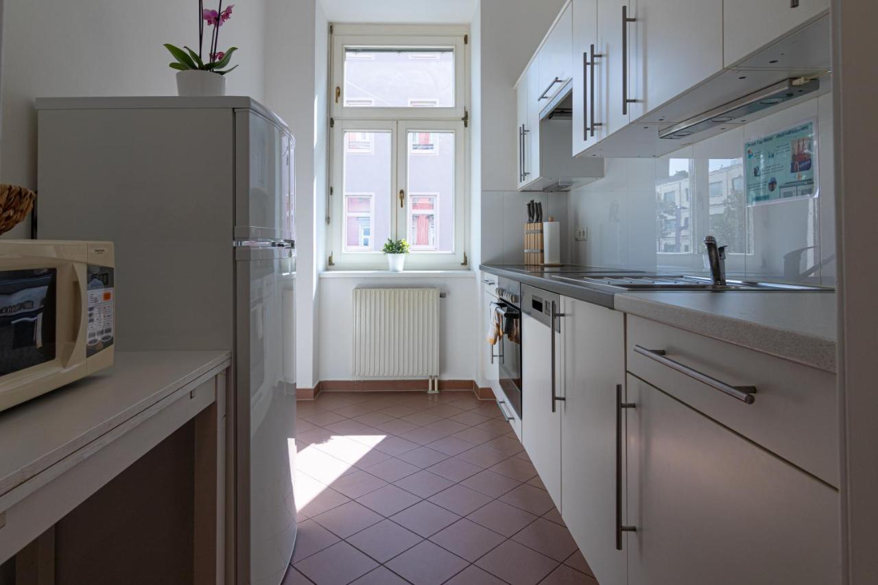 Apartment Yeshello Elegant Near Vienna