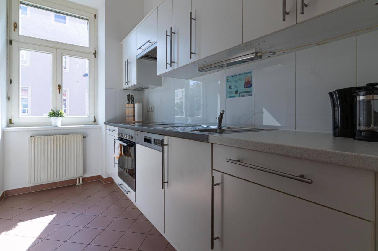 Apartment Yeshello Elegant Near