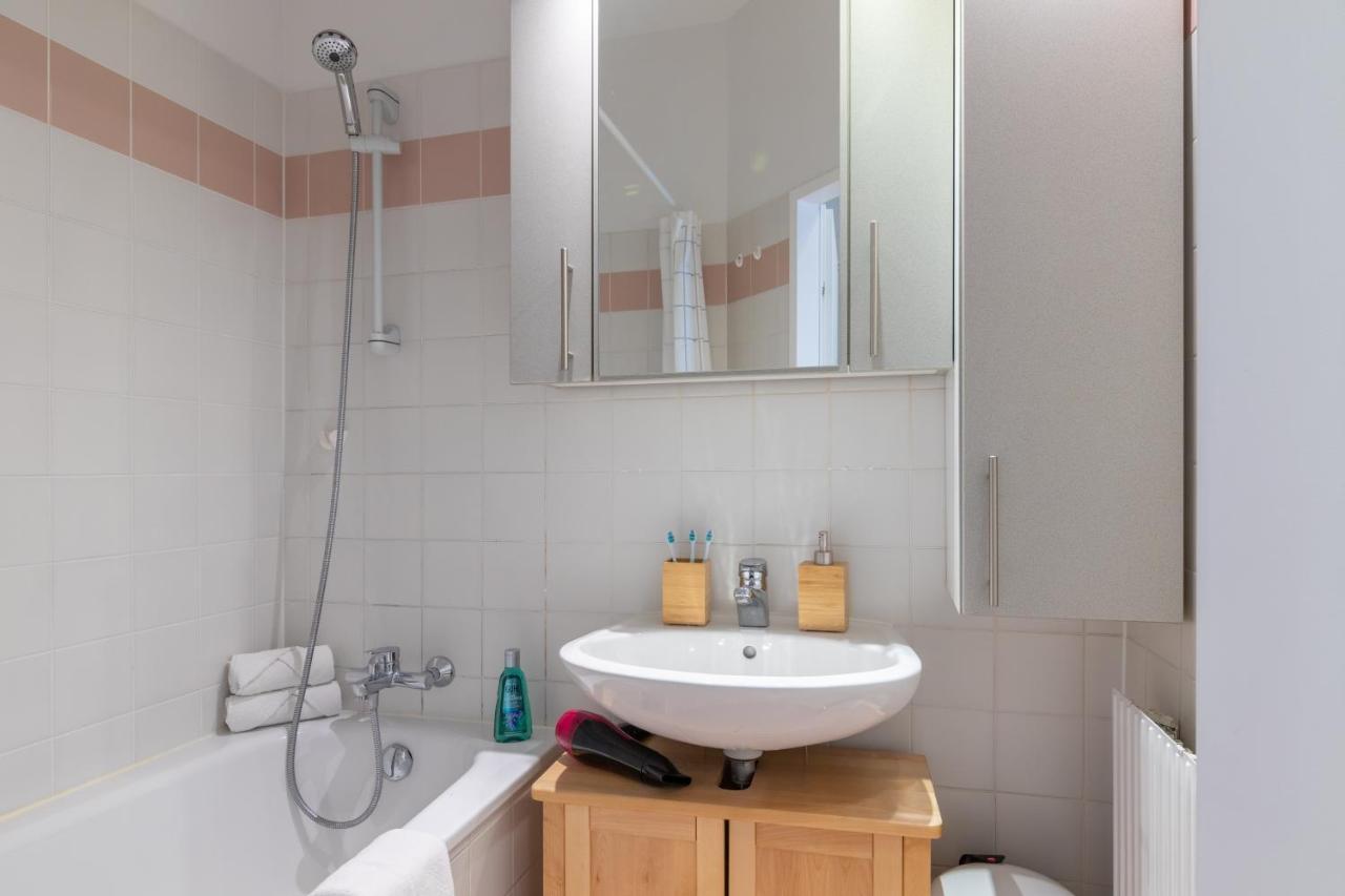 Appartement Yeshello Elegant Near